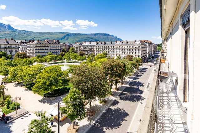 Appartement T4 à louer - 4 pièces - 121,18 m2 - Grenoble - 38 - RHONE-ALPES