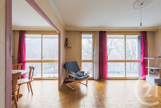 Appartement F4 &agrave; vendre - 4 pi&egrave;ces - 85 m2 - St Martin D Heres - 38 - RHONE-ALPES