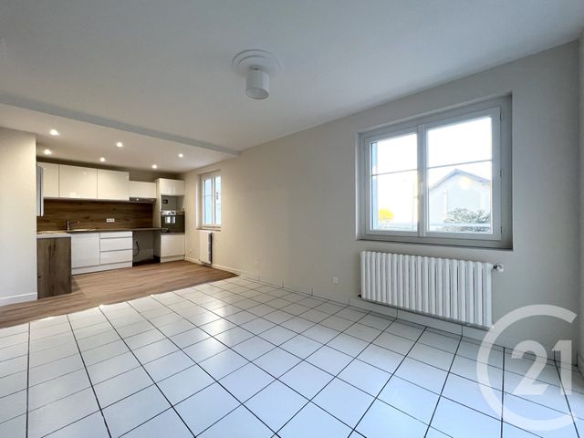 Appartement T4 à louer - 4 pièces - 62,83 m2 - Grenoble - 38 - RHONE-ALPES