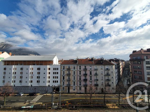 Appartement T2 &agrave; louer - 2 pi&egrave;ces - 31,57 m2 - Grenoble - 38 - RHONE-ALPES