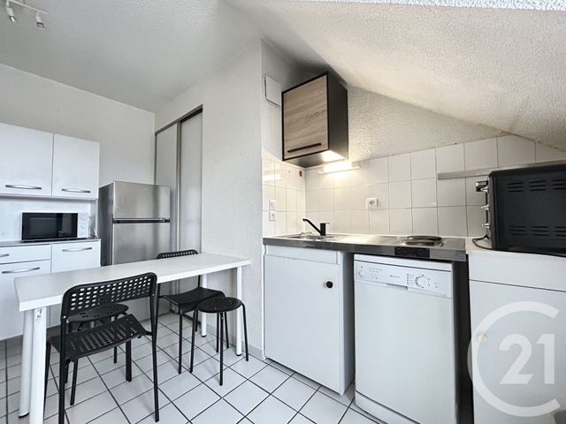 Appartement T2 &agrave; louer - 2 pi&egrave;ces - 31,57 m2 - Grenoble - 38 - RHONE-ALPES