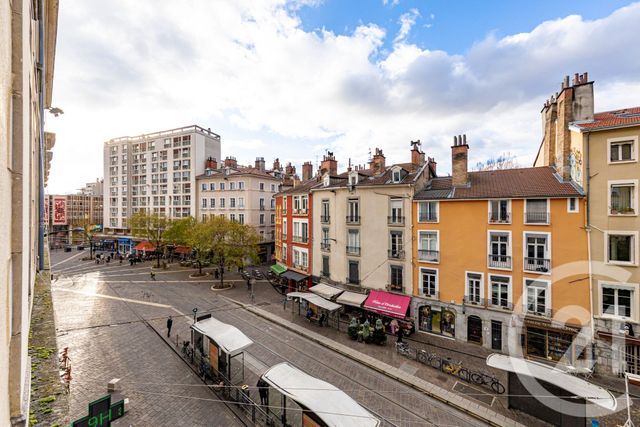 Appartement T2 &agrave; vendre - 2 pi&egrave;ces - 77,58 m2 - Grenoble - 38 - RHONE-ALPES