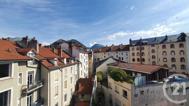 Appartement T2 &agrave; louer - 2 pi&egrave;ces - 45,83 m2 - Grenoble - 38 - RHONE-ALPES