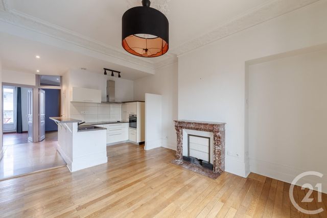 Appartement T3 &agrave; louer - 3 pi&egrave;ces - 57,60 m2 - Grenoble - 38 - RHONE-ALPES