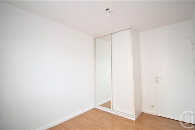 Appartement T4 &agrave; louer - 4 pi&egrave;ces - 79,50 m2 - Grenoble - 38 - RHONE-ALPES