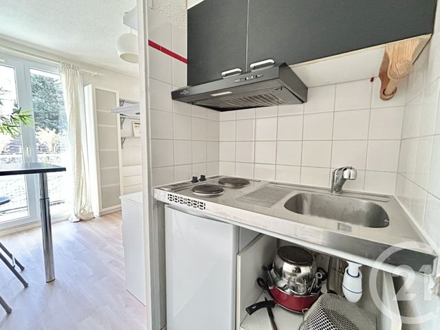 Appartement Studio &agrave; louer - 1 pi&egrave;ce - 14,17 m2 - Grenoble - 38 - RHONE-ALPES