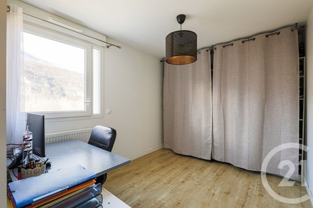 Appartement T3 &agrave; vendre - 3 pi&egrave;ces - 64,45 m2 - Le Pont De Claix - 38 - RHONE-ALPES