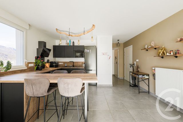 Appartement T3 &agrave; vendre - 3 pi&egrave;ces - 64,45 m2 - Le Pont De Claix - 38 - RHONE-ALPES