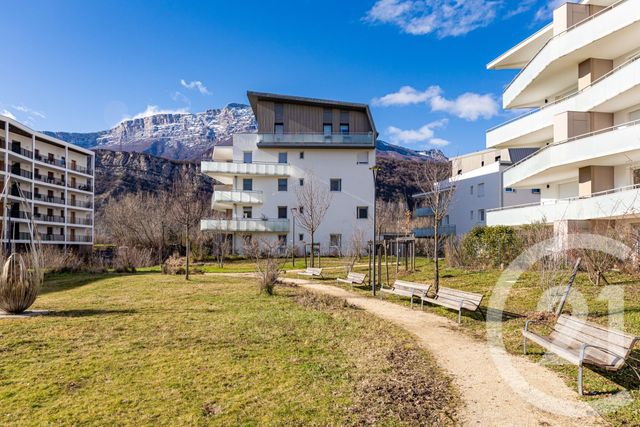 Appartement T3 &agrave; vendre - 3 pi&egrave;ces - 64,45 m2 - Le Pont De Claix - 38 - RHONE-ALPES