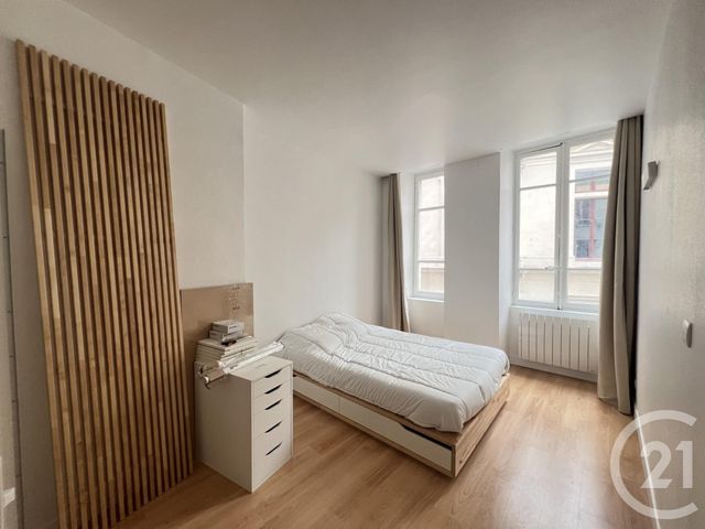 Appartement T4 &agrave; louer - 4 pi&egrave;ces - 69,81 m2 - Grenoble - 38 - RHONE-ALPES