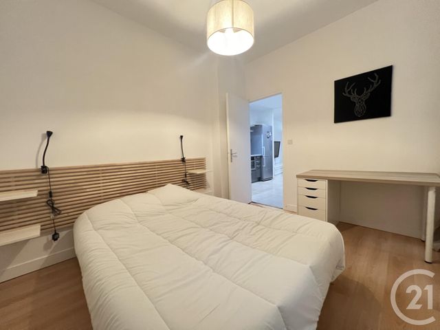Appartement T4 &agrave; louer - 4 pi&egrave;ces - 69,81 m2 - Grenoble - 38 - RHONE-ALPES
