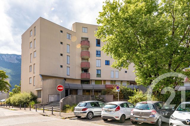 Appartement T3 &agrave; vendre - 3 pi&egrave;ces - 72 m2 - Fontaine - 38 - RHONE-ALPES