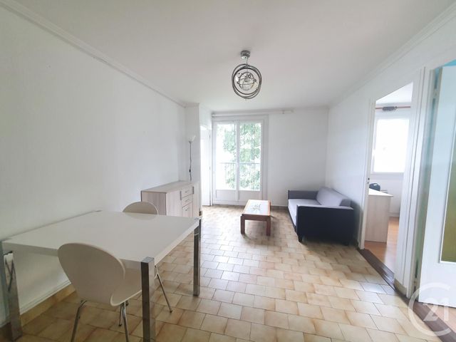 Appartement T3 &agrave; louer - 3 pi&egrave;ces - 47,45 m2 - Grenoble - 38 - RHONE-ALPES