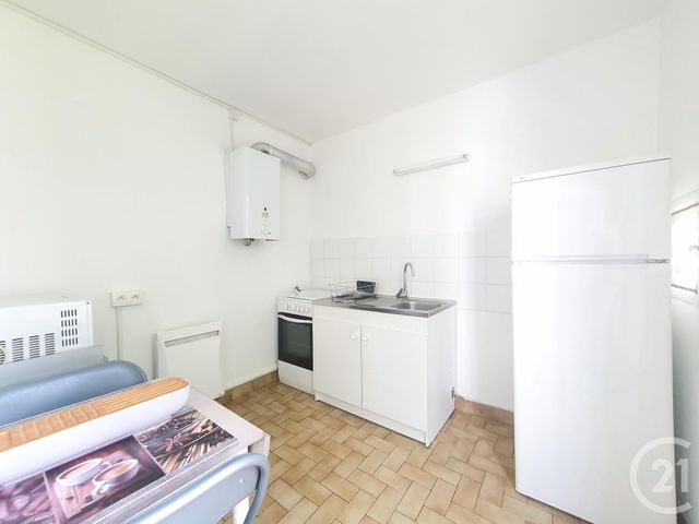 Appartement T3 &agrave; louer - 3 pi&egrave;ces - 47,45 m2 - Grenoble - 38 - RHONE-ALPES