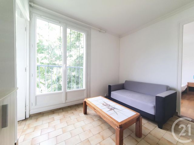Appartement T3 &agrave; louer - 3 pi&egrave;ces - 47,45 m2 - Grenoble - 38 - RHONE-ALPES
