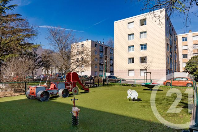 Appartement T2 &agrave; vendre - 2 pi&egrave;ces - 46 m2 - Seyssinet Pariset - 38 - RHONE-ALPES