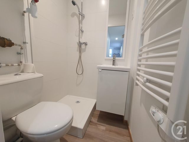 Appartement Studio &agrave; louer - 1 pi&egrave;ce - 27,10 m2 - La Tronche - 38 - RHONE-ALPES