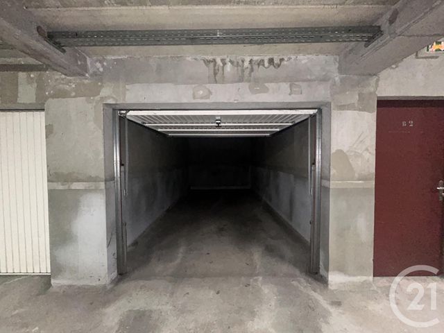 Parking &agrave; louer - 18 m2 - Grenoble - 38 - RHONE-ALPES