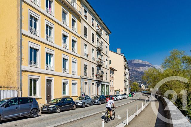 Appartement T4 &agrave; vendre - 4 pi&egrave;ces - 97,24 m2 - Grenoble - 38 - RHONE-ALPES