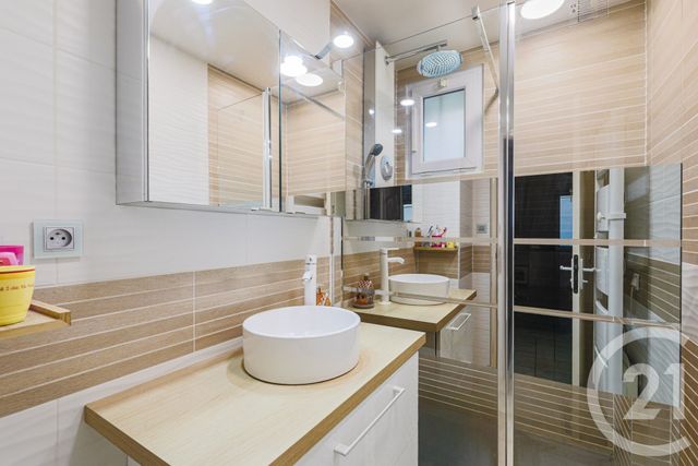 Appartement T4 &agrave; vendre - 4 pi&egrave;ces - 75,62 m2 - Grenoble - 38 - RHONE-ALPES