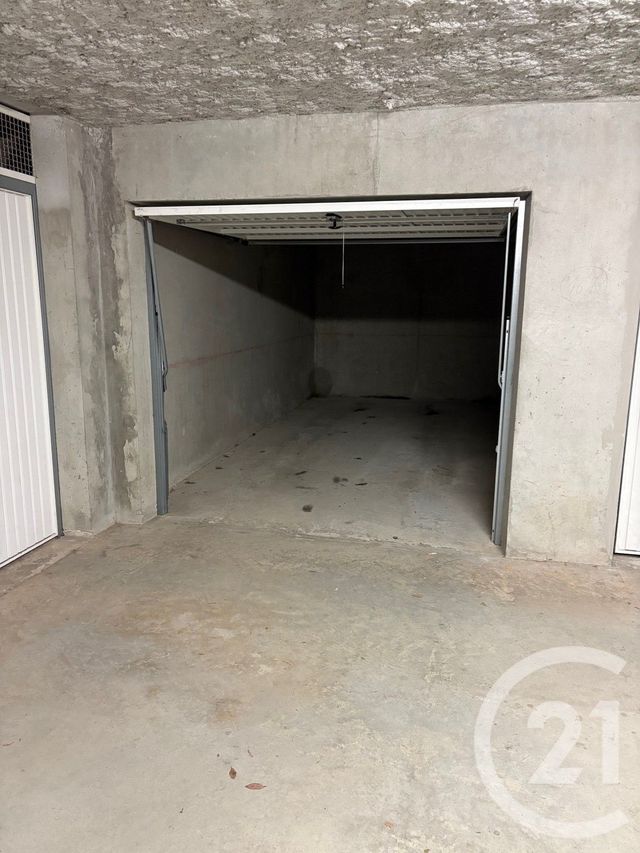 Parking &agrave; vendre - 17 m2 - Seyssins - 38 - RHONE-ALPES