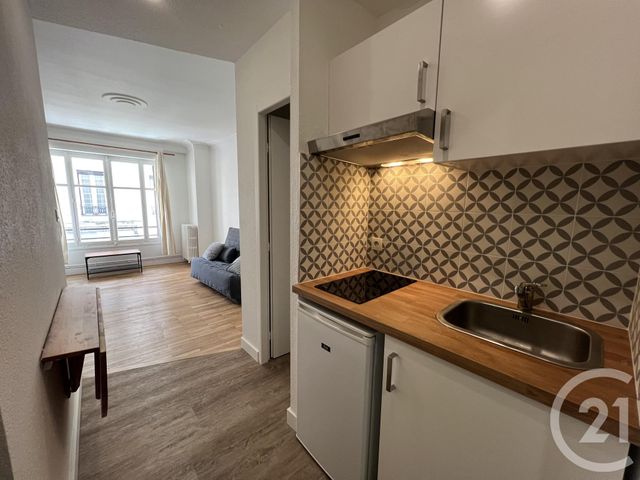 Appartement Studio &agrave; louer - 1 pi&egrave;ce - 26,77 m2 - Grenoble - 38 - RHONE-ALPES