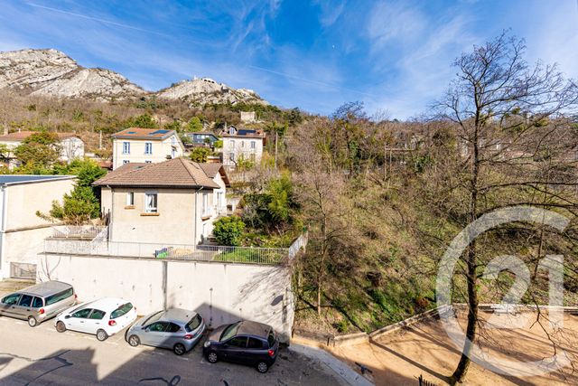 Appartement T2 &agrave; vendre - 2 pi&egrave;ces - 31 m2 - Grenoble - 38 - RHONE-ALPES