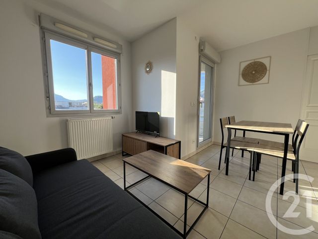Appartement T2 &agrave; louer - 2 pi&egrave;ces - 30,68 m2 - St Martin D Heres - 38 - RHONE-ALPES