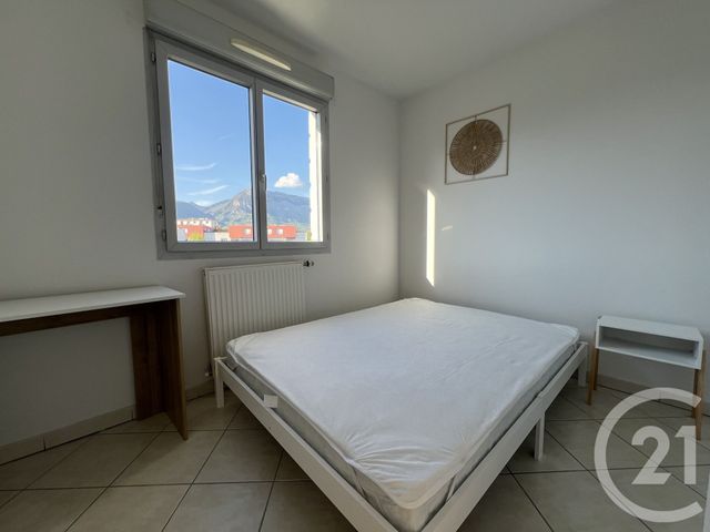 Appartement T2 &agrave; louer - 2 pi&egrave;ces - 30,68 m2 - St Martin D Heres - 38 - RHONE-ALPES