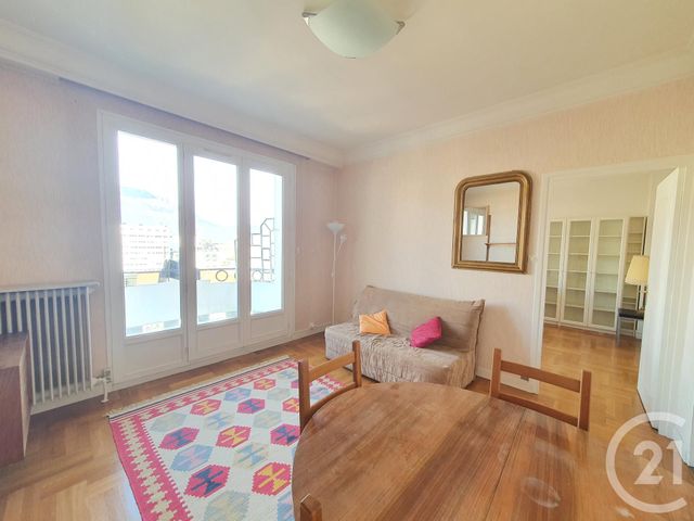 Appartement T3 &agrave; louer - 3 pi&egrave;ces - 70,02 m2 - Grenoble - 38 - RHONE-ALPES
