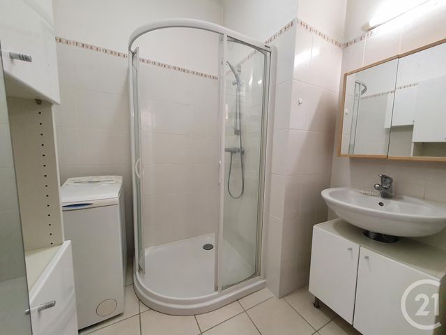 Appartement T3 &agrave; louer - 3 pi&egrave;ces - 70,02 m2 - Grenoble - 38 - RHONE-ALPES