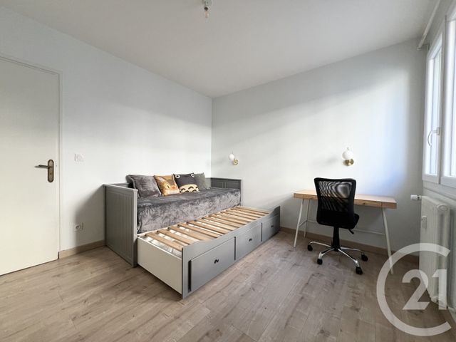 Appartement T3 &agrave; louer - 3 pi&egrave;ces - 65,16 m2 - Grenoble - 38 - RHONE-ALPES