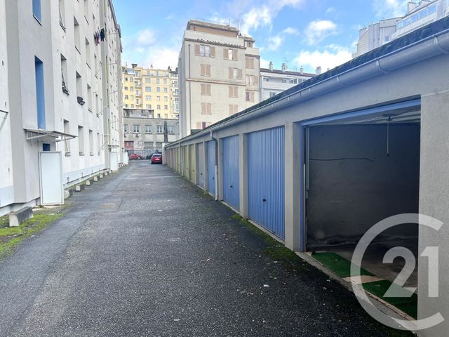 Parking &agrave; louer - 15 m2 - Grenoble - 38 - RHONE-ALPES