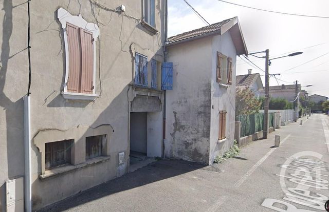 Parking &agrave; louer - 48 m2 - Fontaine - 38 - RHONE-ALPES