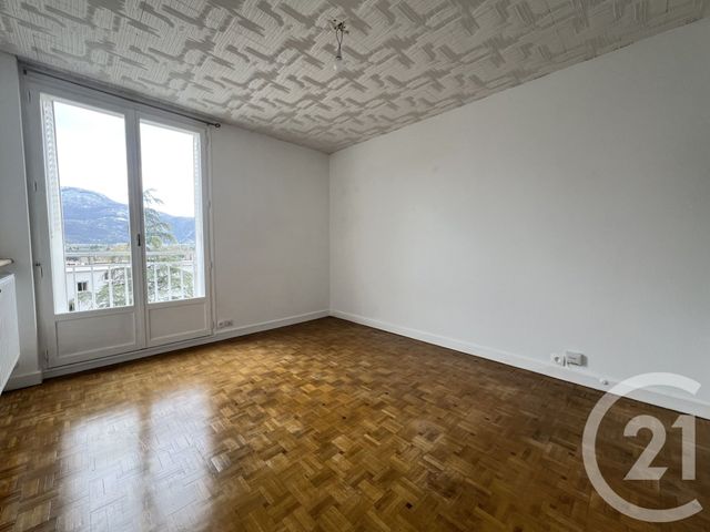 Appartement T2 &agrave; louer - 2 pi&egrave;ces - 42,38 m2 - Sassenage - 38 - RHONE-ALPES