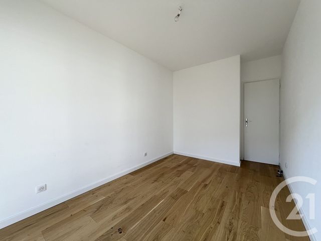 Appartement T4 &agrave; louer - 4 pi&egrave;ces - 103,16 m2 - Grenoble - 38 - RHONE-ALPES