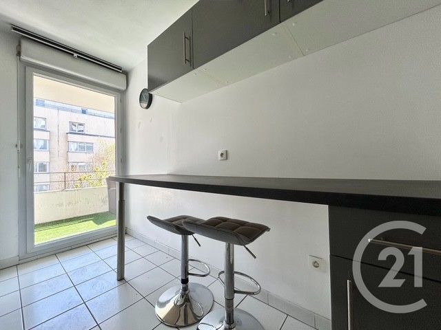 Appartement T2 &agrave; louer - 2 pi&egrave;ces - 48,39 m2 - Grenoble - 38 - RHONE-ALPES