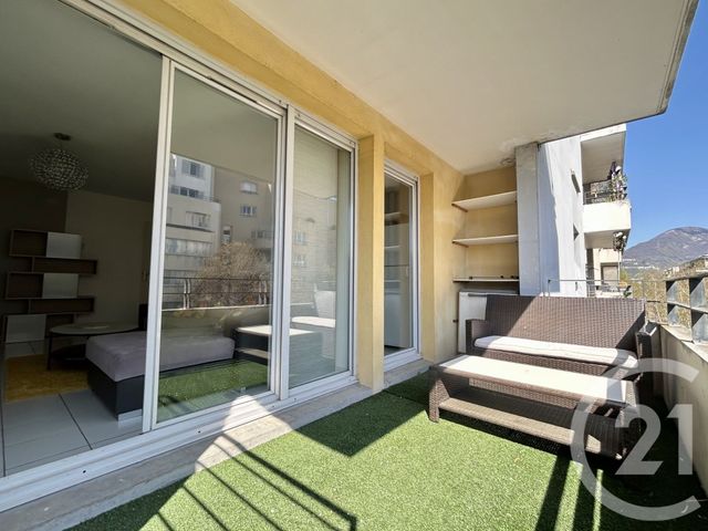 Appartement T2 &agrave; louer - 2 pi&egrave;ces - 48,39 m2 - Grenoble - 38 - RHONE-ALPES