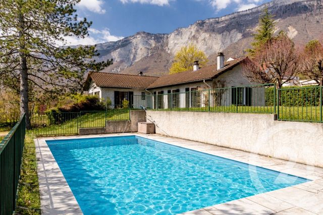 maison - ST ISMIER - 38