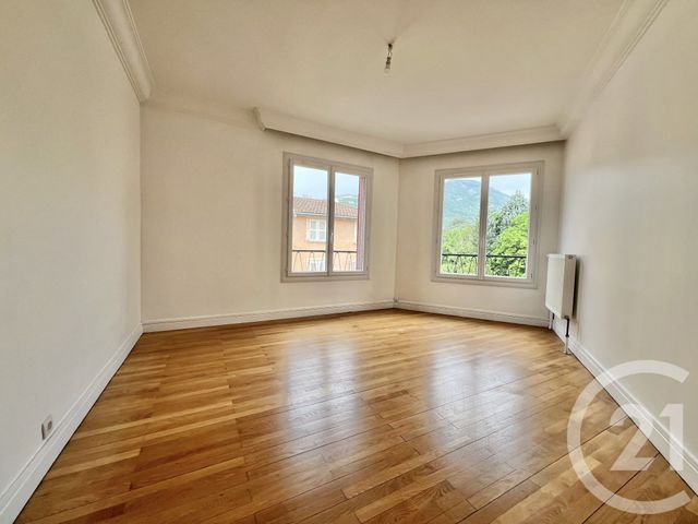 Appartement T3 &agrave; louer - 3 pi&egrave;ces - 71,81 m2 - Grenoble - 38 - RHONE-ALPES