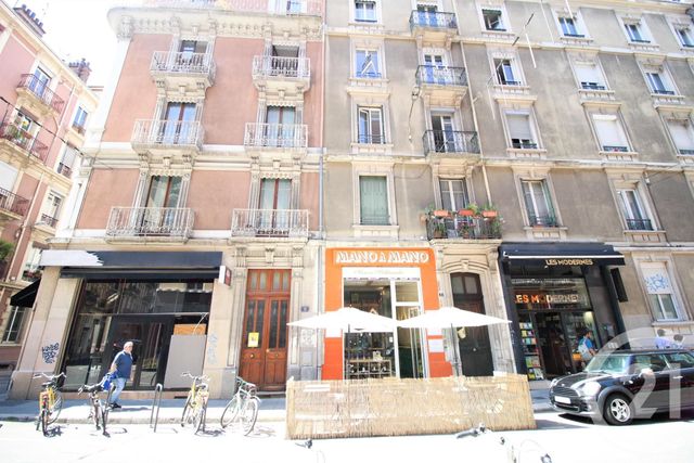 Appartement Studio &agrave; louer - 1 pi&egrave;ce - 34,80 m2 - Grenoble - 38 - RHONE-ALPES