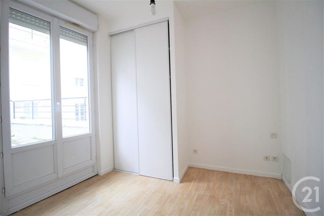 Appartement T3 &agrave; louer - 3 pi&egrave;ces - 47,02 m2 - Grenoble - 38 - RHONE-ALPES