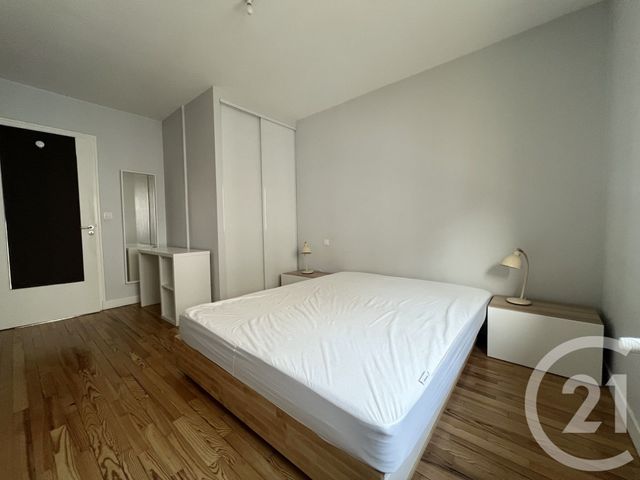 Appartement T3 &agrave; louer - 3 pi&egrave;ces - 75,88 m2 - Grenoble - 38 - RHONE-ALPES