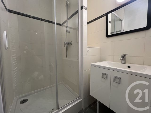 Appartement T3 &agrave; louer - 3 pi&egrave;ces - 75,88 m2 - Grenoble - 38 - RHONE-ALPES