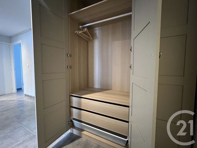Appartement T3 &agrave; louer - 3 pi&egrave;ces - 75,88 m2 - Grenoble - 38 - RHONE-ALPES