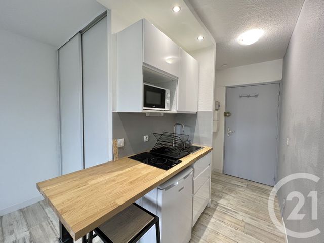 Appartement Studio &agrave; louer - 1 pi&egrave;ce - 17,55 m2 - Grenoble - 38 - RHONE-ALPES