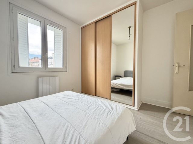Appartement T4 &agrave; louer - 4 pi&egrave;ces - 60,30 m2 - Grenoble - 38 - RHONE-ALPES