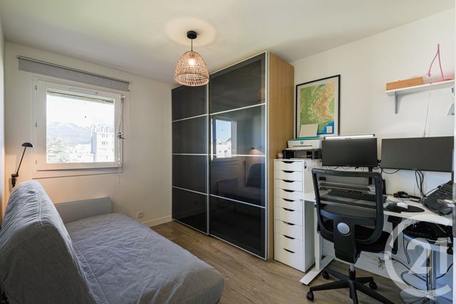Appartement T4 &agrave; vendre - 4 pi&egrave;ces - 109 m2 - Grenoble - 38 - RHONE-ALPES