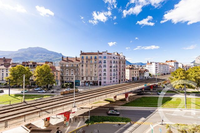 Appartement Studio &agrave; louer - 1 pi&egrave;ce - 12,87 m2 - Grenoble - 38 - RHONE-ALPES