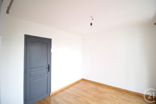 Appartement T3 &agrave; louer - 3 pi&egrave;ces - 66,02 m2 - Le Pont De Claix - 38 - RHONE-ALPES
